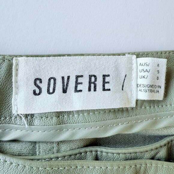 Sovere Influence Faux Leather Mid-Rise Boot Leg Pants in Green Tea Size Small - Picture 8 of 14